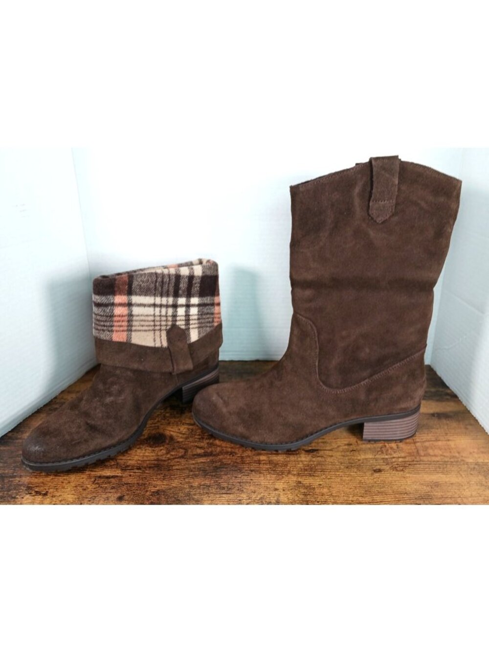 Charles by Charles David JUNE Brown Suede Ankle Boots Plaid Fold Over Cuff 7.5